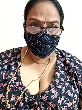 Snapshot of heera-rani chatting on February 2026 05:58:02 AM heera-rani online show from February 2026 05:58:02 AM