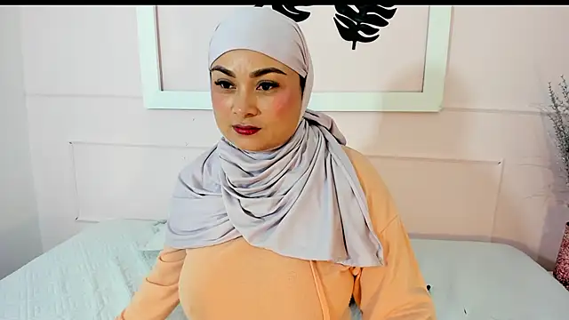 azaharaaa  online show from September 2025 11:35:02 AM