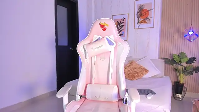 Ayleen Dunkan online show from January 2026 12:43:01 PM