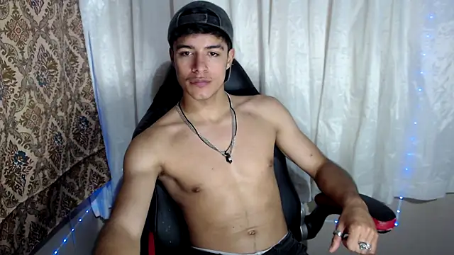 jacobbiker online show from November 2025 04:55:01 AM