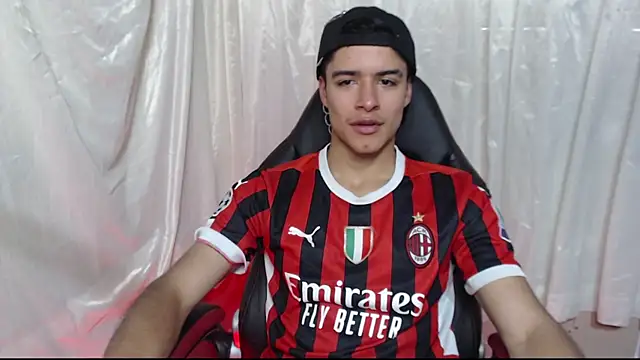 jacobbiker online show from December 2025 06:02:01 PM