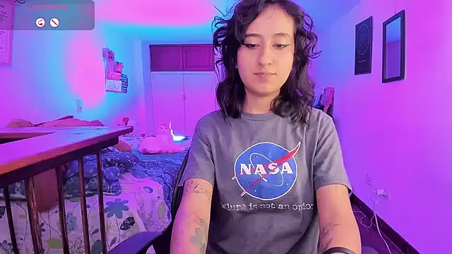 Snapshot of atenea_dragon__ chatting on September 2025 08:30:01 PM atenea dragon online show from September 2025 08:30:01 PM