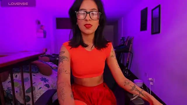 Snapshot of atenea_dragon__ chatting on October 2025 07:44:02 PM atenea dragon online show from October 2025 07:44:02 PM