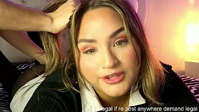 Snapshot of laurale_phillipe chatting on September 2025 06:30:02 PM laurale phillipe online show from September 2025 06:30:02 PM