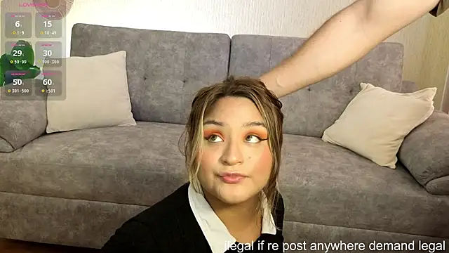 Snapshot of laurale_phillipe chatting on September 2025 04:33:02 PM laurale phillipe online show from September 2025 04:33:02 PM