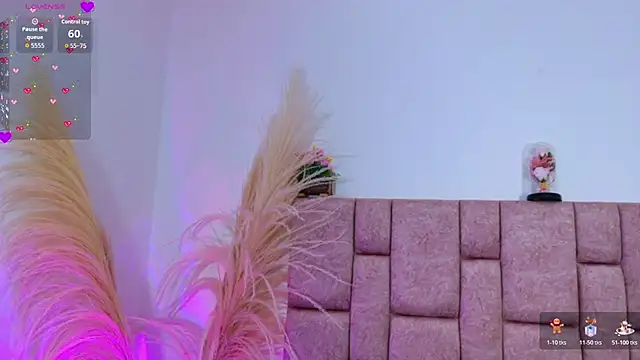 ScarlettLuxe online show from December 2025 08:59:01 PM