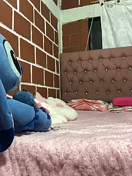 Rachellcooperrr online show from May 2026 12:51:02 AM