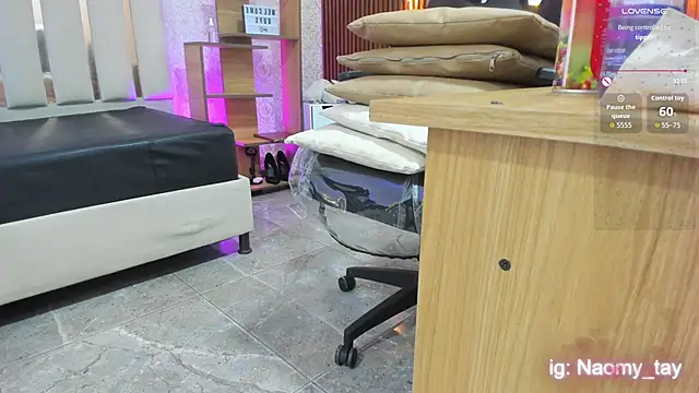 BLUE TAY1 online show from October 2025 12:02:01 PM