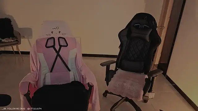 Snapshot of LilithCary chatting on March 2026 10:46:02 PM LilithCary online show from March 2026 10:46:02 PM