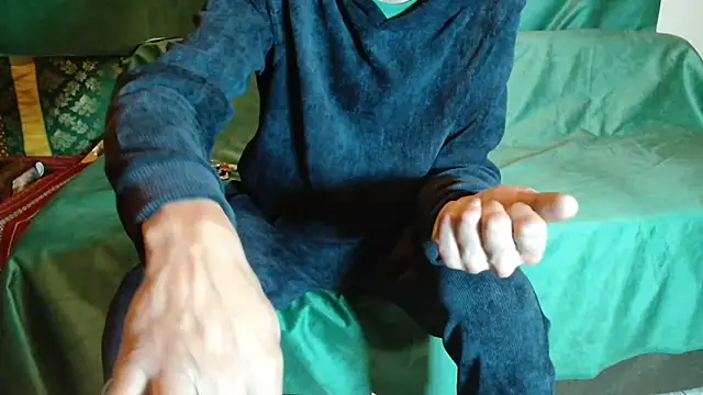 JUSTFORRICH online show from January 2026 04:23:02 PM