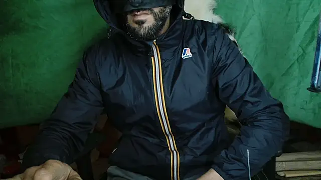 JUSTFORRICH online show from March 2026 05:30:01 PM