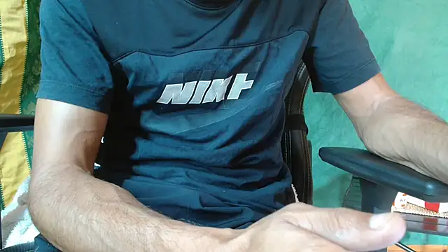 JUSTFORRICH online show from July 2026 02:41:02 PM
