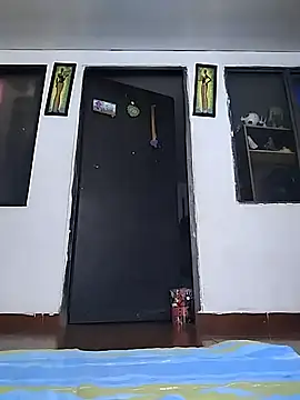 Snapshot of PerlaZultana chatting on October 2025 12:33:01 PM PerlaZultana online show from October 2025 12:33:01 PM