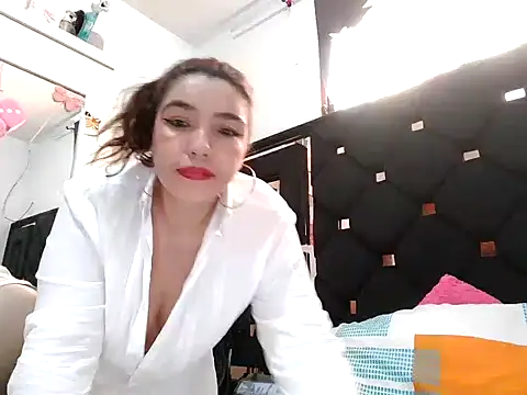 Snapshot of vegacristal88 chatting on February 2026 03:15:02 PM vegacristal88 online show from February 2026 03:15:02 PM