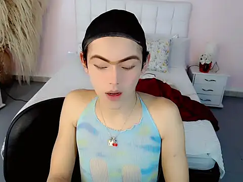 nathalialoes1 online show from October 2025 07:15:01 PM