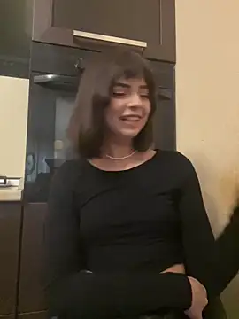 Miranda Kerry online show from October 2025 06:13:01 AM