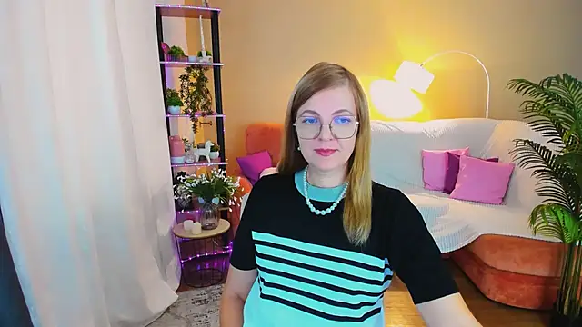 YourUniverser online show from September 2025 04:15:01 AM