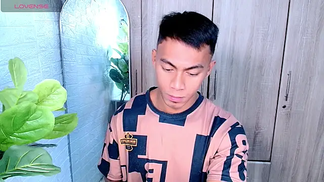 PinooyMilker online show from February 2026 03:24:02 AM