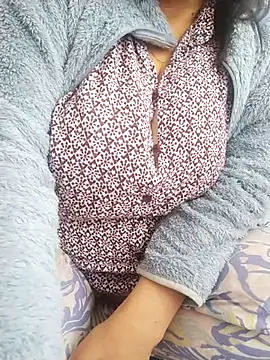 Snapshot of zerdaliii chatting on October 2025 08:03:01 AM zerdaliii online show from October 2025 08:03:01 AM