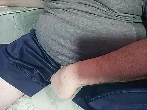 Snapshot of BabyBearMilk chatting on October 2025 10:20:02 PM BabyBearMilk online show from October 2025 10:20:02 PM