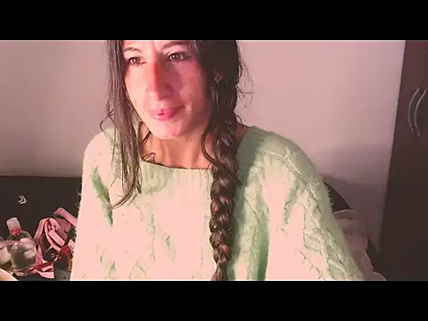 Snapshot of NathaSlave chatting on January 2026 07:35:02 AM NathaSlave online show from January 2026 07:35:02 AM