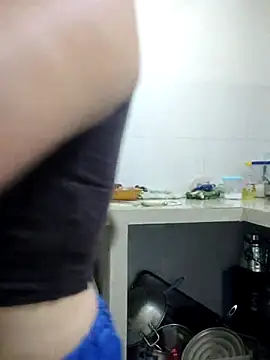 Nala1986 online show from October 2025 02:36:01 PM