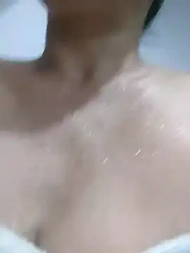 Nala1986 online show from October 2025 11:35:01 PM