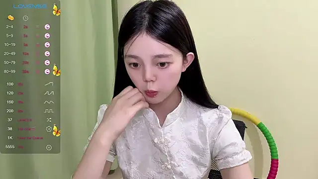 Nicole-13 online show from October 2025 02:47:02 PM