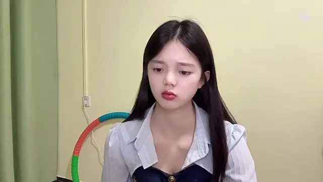 Nicole-13 online show from November 2025 10:48:02 AM