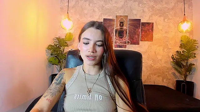 aitana baker  online show from November 2025 08:01:01 PM