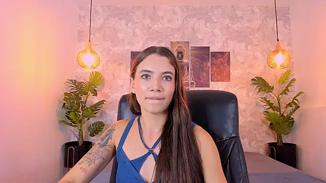 aitana baker  online show from December 2025 09:10:02 PM