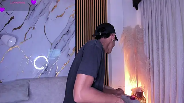 JulienSaint online show from March 2026 12:31:02 PM