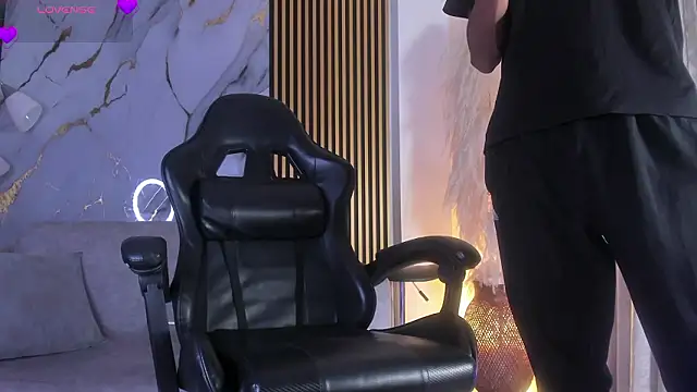 JulienSaint online show from March 2026 11:26:01 AM