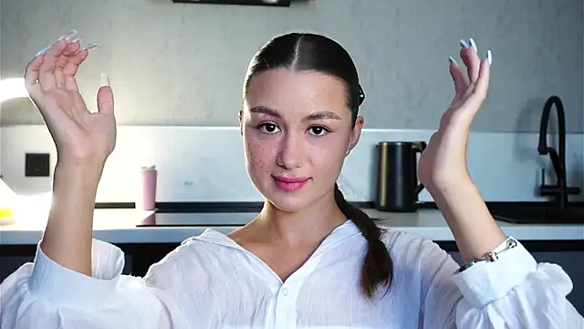 Snapshot of vvillywonka chatting on September 2025 01:49:02 AM vvillywonka online show from September 2025 01:49:02 AM