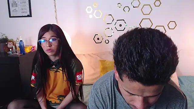 Snapshot of Provincute chatting on October 2025 03:28:01 AM Provincute online show from October 2025 03:28:01 AM