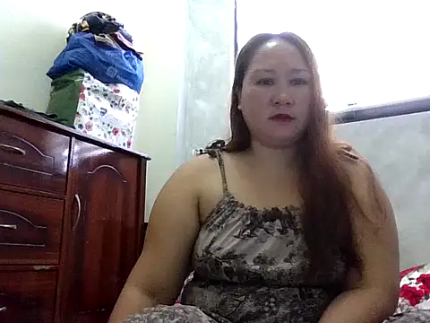 prettywetmom88 online show from January 2026 01:41:02 AM