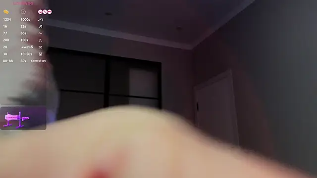 Snapshot of lunajii chatting on October 2025 07:14:01 PM lunajii online show from October 2025 07:14:01 PM