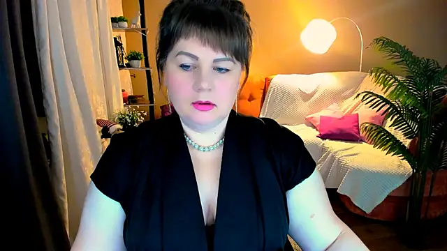 CrystaalStaar online show from November 2025 06:51:02 PM