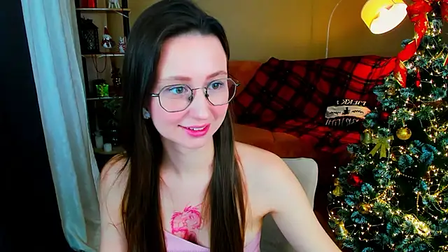 YourLovellyStory online show from January 2026 11:15:02 AM