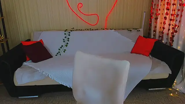 YourLovellyStory online show from March 2026 11:59:01 AM