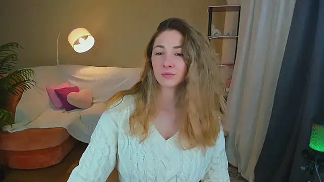 Snapshot of SensitiveSooul chatting on November 2025 07:24:01 PM SensitiveSooul online show from November 2025 07:24:01 PM