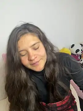 Snapshot of Emilyybennet_ chatting on November 2025 10:10:02 PM Emilyybennet online show from November 2025 10:10:02 PM