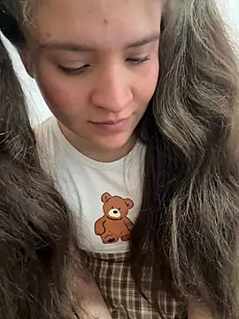 Snapshot of Emilyybennet_ chatting on January 2026 09:51:02 PM Emilyybennet online show from January 2026 09:51:02 PM