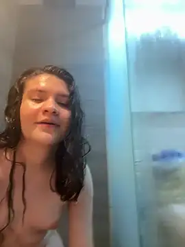 Snapshot of Emilyybennet_ chatting on February 2026 04:07:01 AM Emilyybennet online show from February 2026 04:07:01 AM