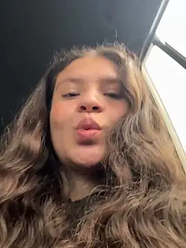 Snapshot of Emilyybennet_ chatting on February 2026 09:11:02 PM Emilyybennet online show from February 2026 09:11:02 PM