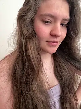 Emilyybennet  online show from April 2026 04:12:02 PM