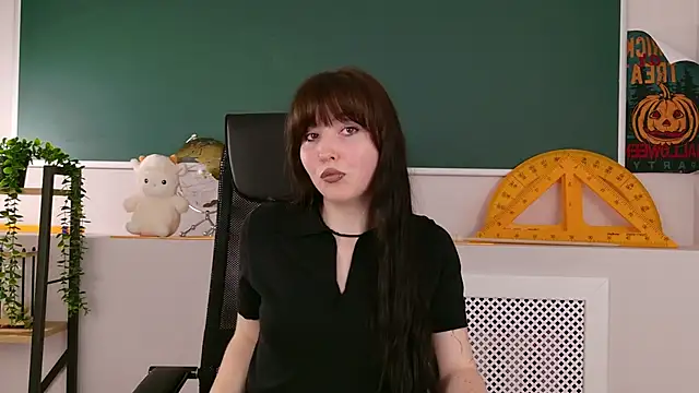 Snapshot of VanessaFields chatting on October 2025 03:04:01 PM VanessaFields online show from October 2025 03:04:01 PM