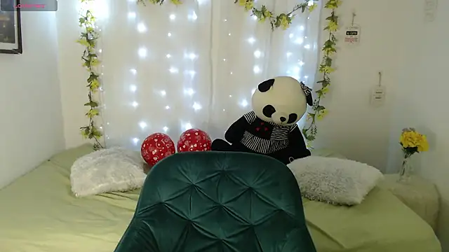 Alisson 5  online show from February 2026 09:38:01 AM