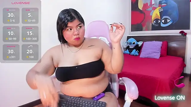 Lia Arellano online show from October 2025 07:11:02 PM