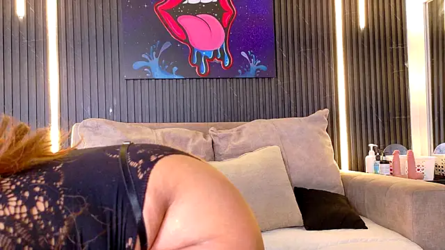 SophiaSummer online show from December 2025 02:45:02 PM